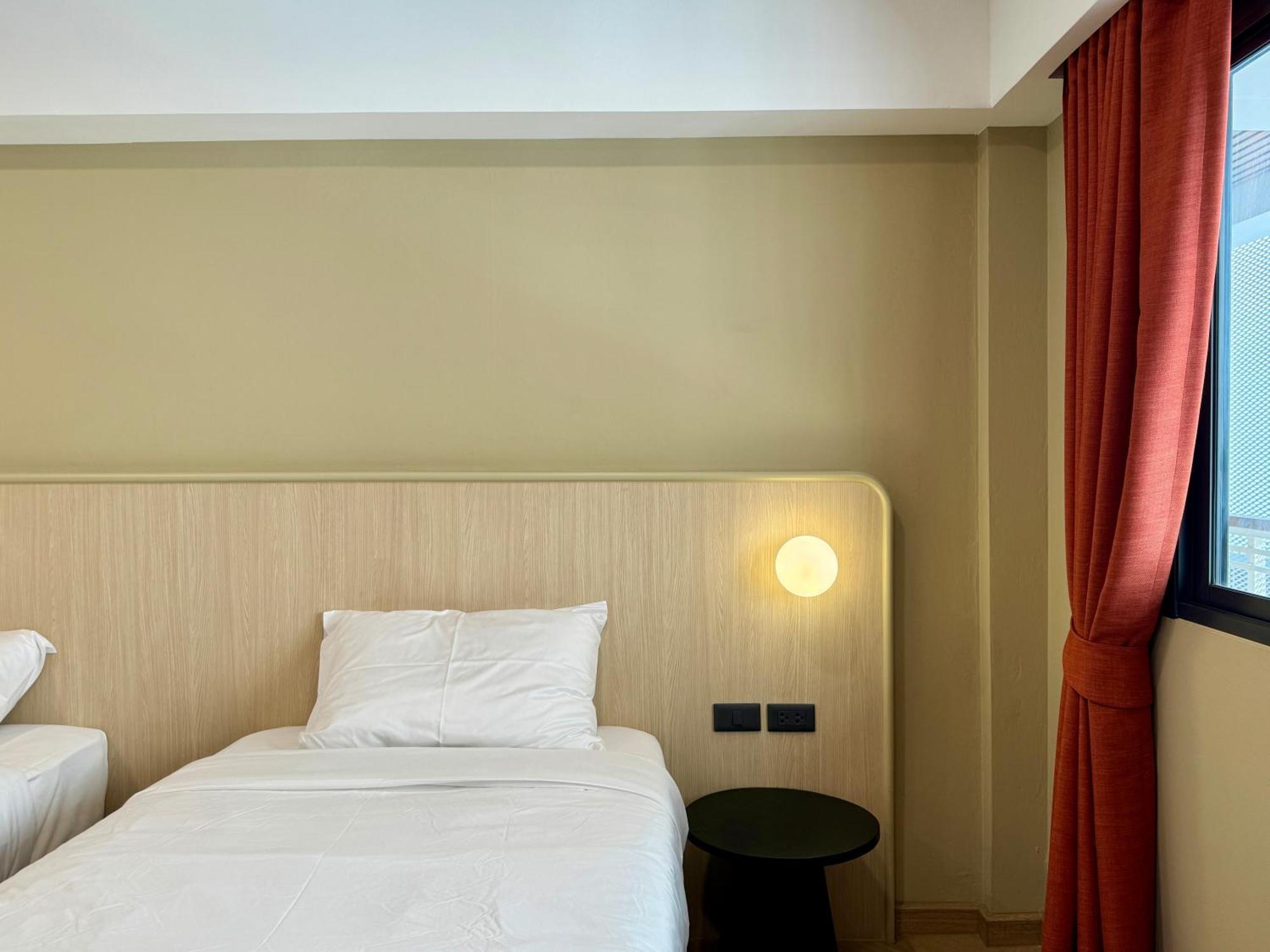Parcel Hotel Bangkok Exterior photo