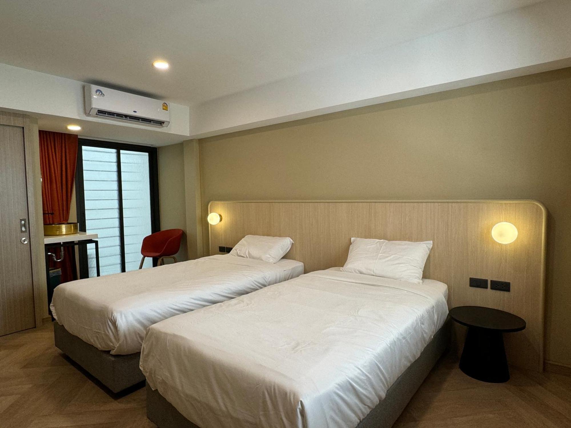 Parcel Hotel Bangkok Exterior photo